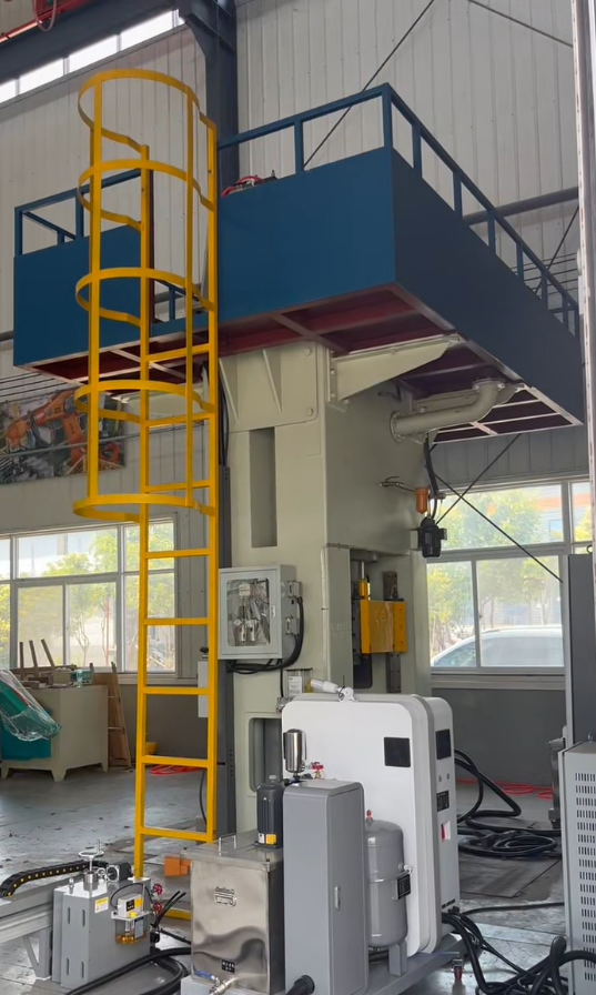 1747732548714 1747732548714